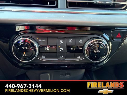 New 2026 Chevrolet Trax LT w/ Midnight Edition image 4