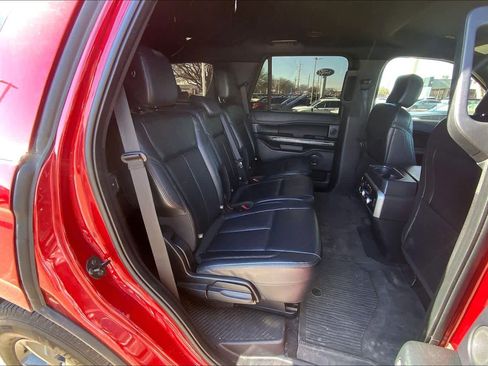 Used 2019 Ford Expedition XLT w/ Equipment Group 202A image 19