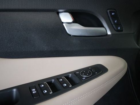 Used 2019 Hyundai Santa Fe AWD image 21