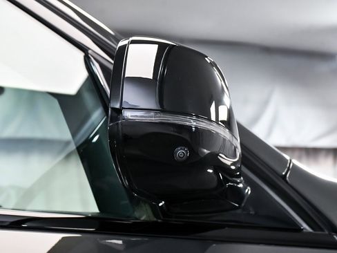 Used 2024 BMW X5 M60i image 91