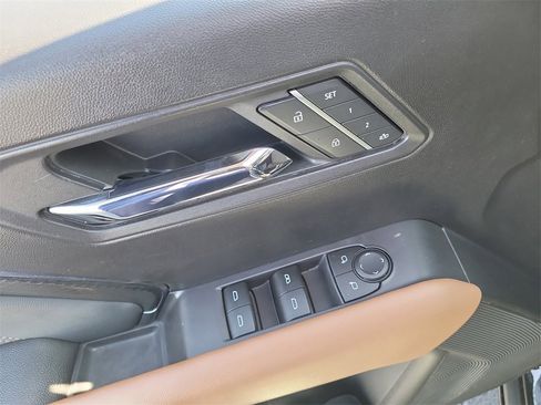 Used 2023 GMC Canyon AT4 w/ AT4 Premium Package image 14