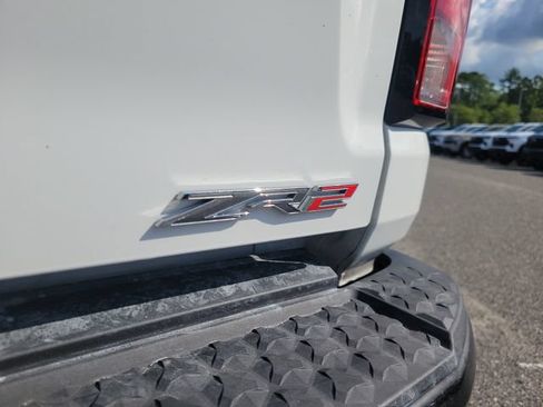 Certified 2024 Chevrolet Colorado ZR2 AWD/4WD image 11
