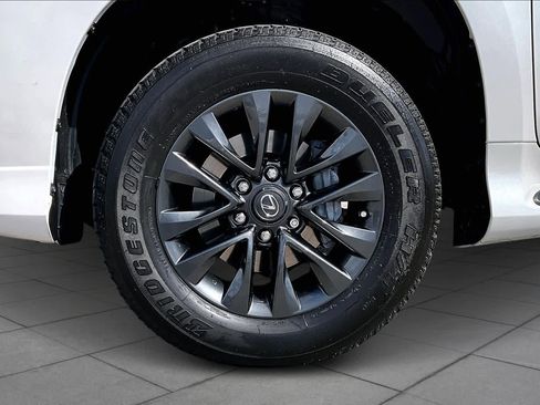 Used 2023 Lexus GX 460 Premium w/ Premium Package AWD/4WD image 18