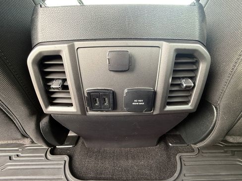 Used 2019 Ford F150 XLT w/ Equipment Group 302A Luxury AWD/4WD image 26