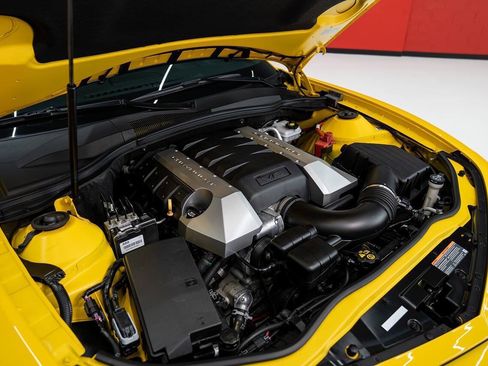 Used 2010 Chevrolet Camaro SS w/ RS Package RWD image 13
