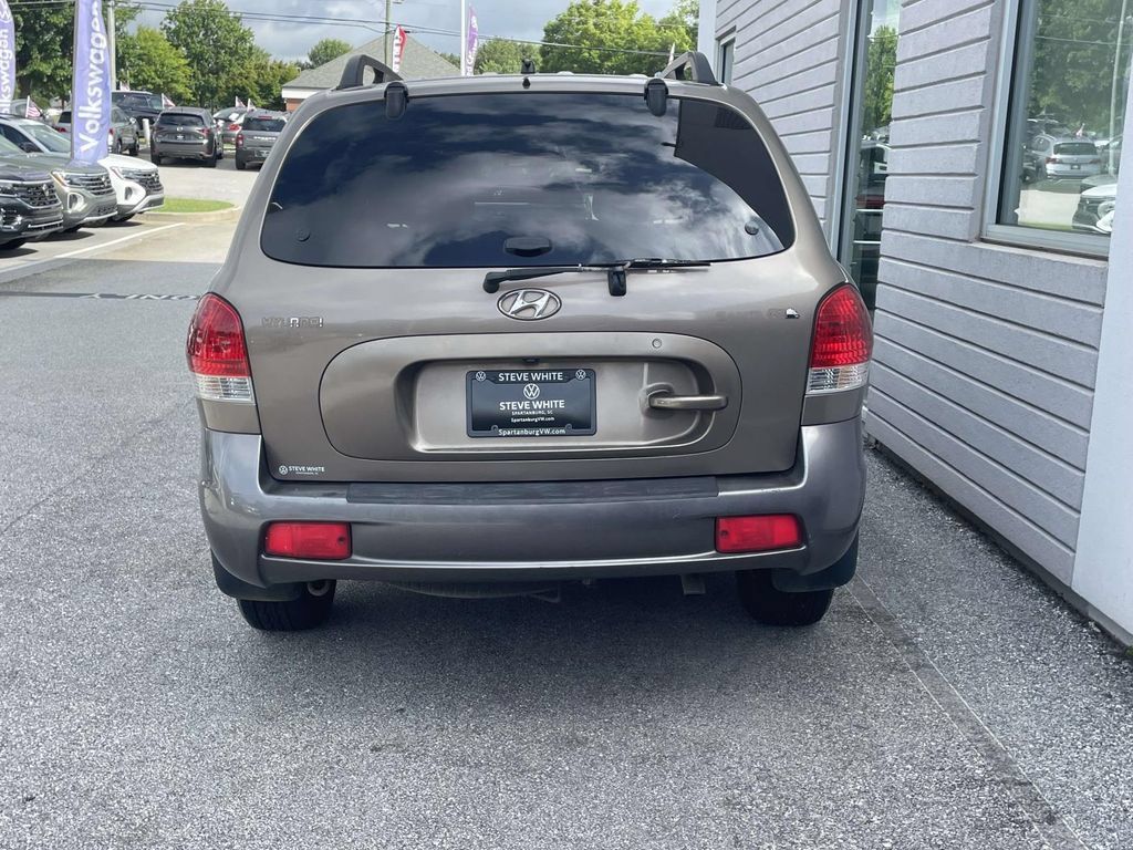 Used 2005 Hyundai Santa Fe GLS FWD image 5