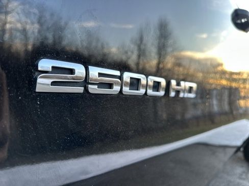 Used 2019 GMC Sierra 2500 4x4 Crew Cab w/ Sierra Convenience Package image 10