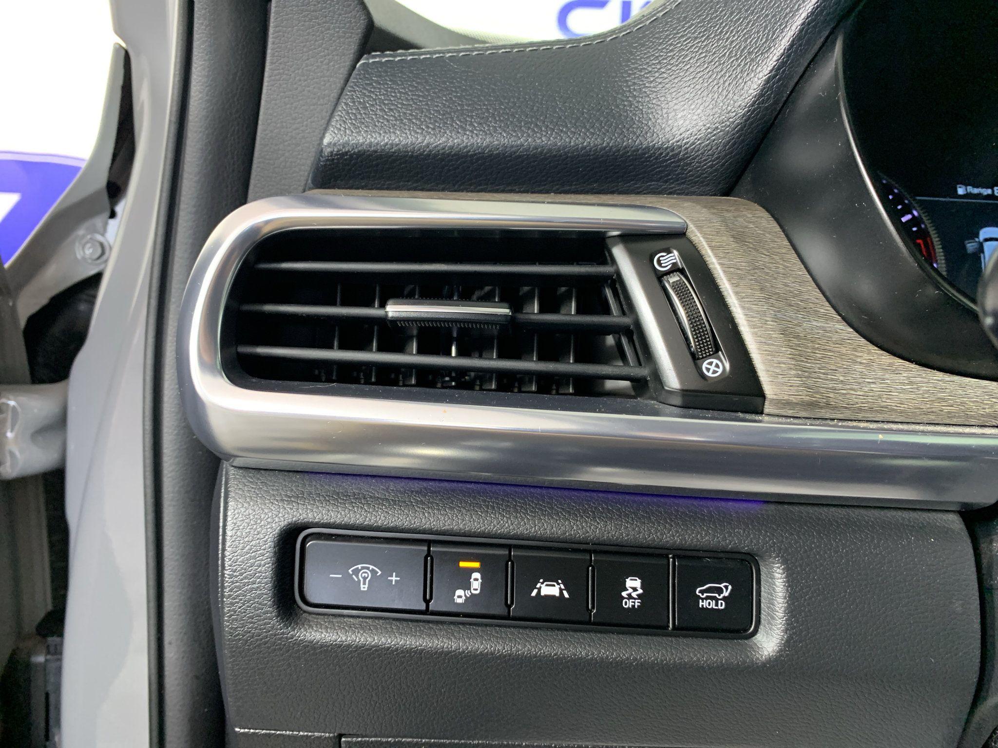 Used 2022 Kia Telluride SX w/ SX Prestige Package AWD/4WD image 16