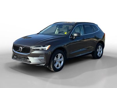 Used 2022 Volvo XC60 B5 Momentum