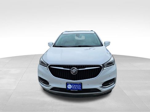 Used 2018 Buick Enclave Premium image 2
