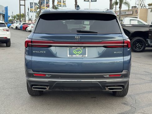 Certified 2025 Buick Enclave Preferred image 4