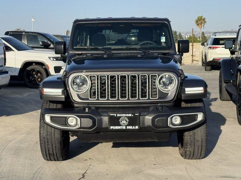 Certified 2025 Jeep Wrangler Unlimited Sahara w/ Safety Group AWD/4WD image 3