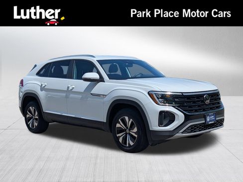 Certified 2024 Volkswagen Atlas Cross Sport SE AWD/4WD image 1