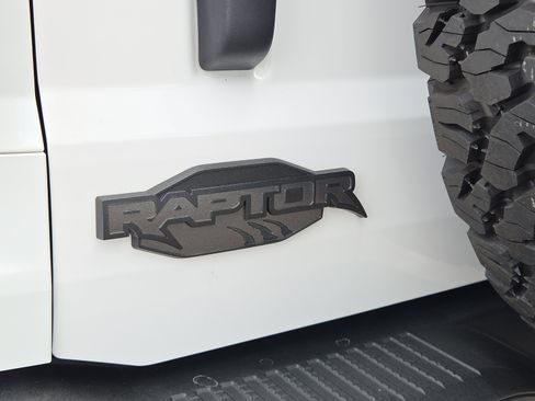 Used 2023 Ford Bronco Raptor image 33