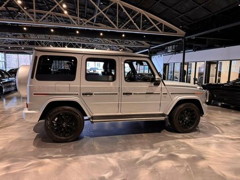 Used 2021 Mercedes-Benz G 550 image 6
