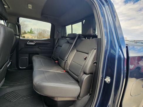 Used 2022 Chevrolet Silverado 1500 LTZ w/ LTZ Premium Package image 18