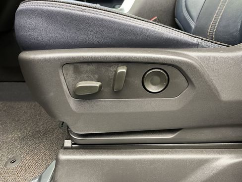 Certified 2024 Chevrolet Silverado 1500 High Country w/ Technology Package image 11