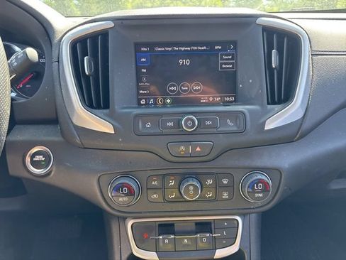 Used 2023 GMC Terrain SLE w/ Driver Convenience Package FWD image 23