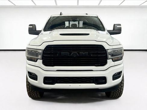 Used 2024 RAM 2500 Laramie w/ Night Edition AWD/4WD image 2