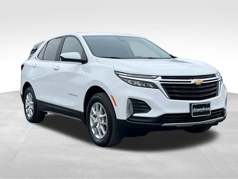 Used 2024 Chevrolet Equinox LT w/ LPO, Floor Liner Package image 1