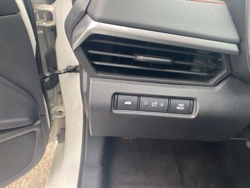 Used 2022 Nissan Altima 2.5 SR image 19