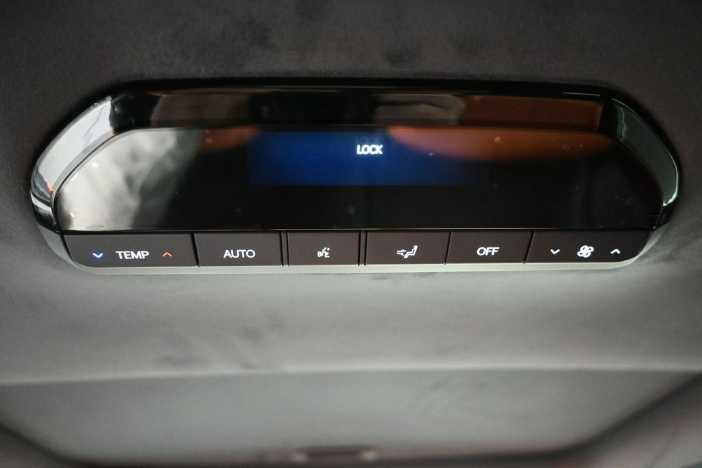 Certified 2027 Kia Telluride SX Prestige AWD/4WD image 33