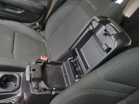 Used 2020 Jeep Gladiator Overland image 29