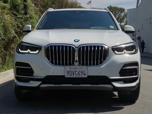 Used 2023 BMW X5 xDrive40i w/ Parking Assistance Package image 27