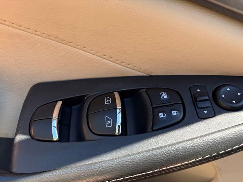 Used 2018 Nissan Maxima 3.5 SV FWD image 12