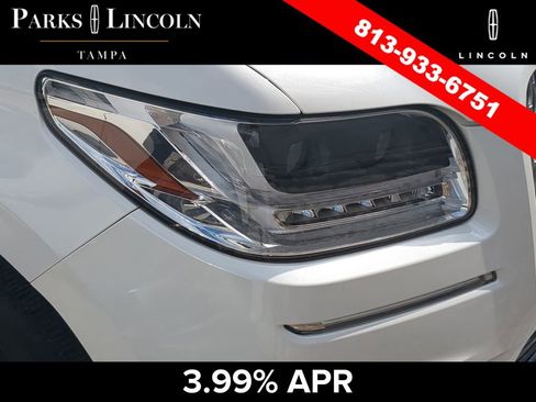Used 2021 Lincoln Navigator Reserve w/ Luxury Package image 13
