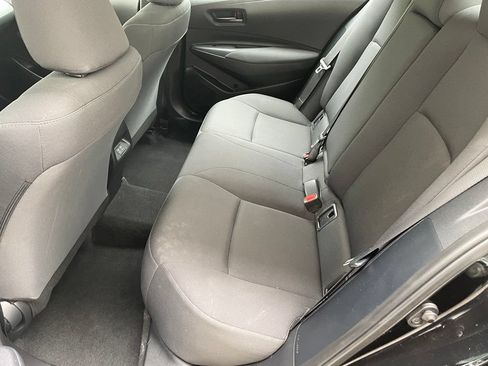 Used 2023 Toyota Corolla LE FWD image 11