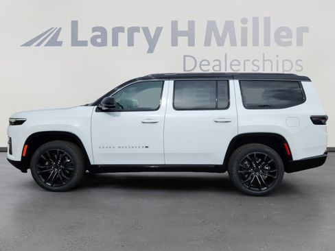 New 2026 Jeep Grand Wagoneer Summit image 2