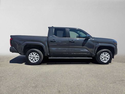 Used 2025 Toyota Tacoma SR5 RWD image 2