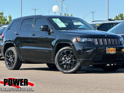 Used 2020 Jeep Grand Cherokee Altitude