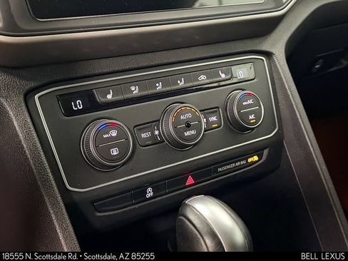 Used 2020 Volkswagen Atlas SE w/ Panoramic Sunroof Package AWD/4WD image 27