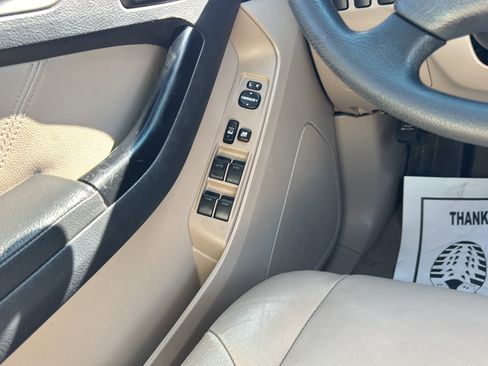 Used 2008 Toyota 4Runner SR5 RWD image 18
