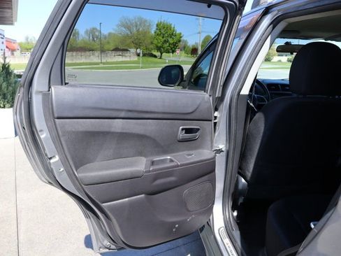 Used 2015 Mitsubishi Outlander Sport ES AWD/4WD image 14