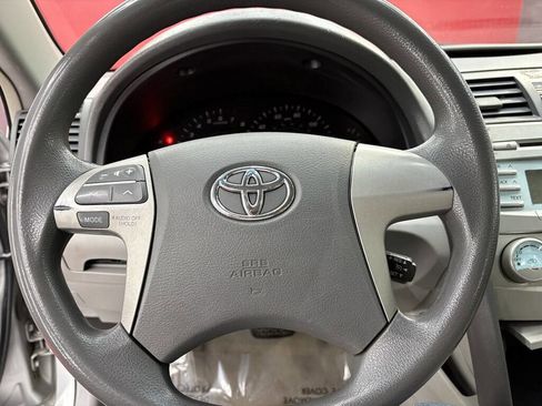 Used 2007 Toyota Camry LE image 7