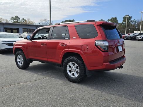 Used 2021 Toyota 4Runner SR5 Premium image 6