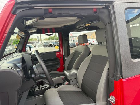 Used 2008 Jeep Wrangler X AWD/4WD image 12