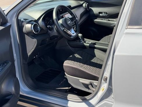 Certified 2023 Nissan Kicks SV FWD image 11