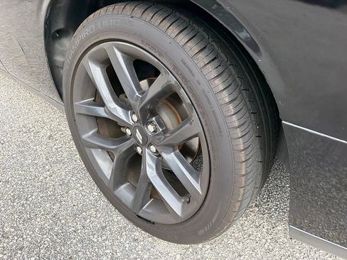 Used 2019 Dodge Challenger R/T w/ Driver Convenience Group RWD image 7