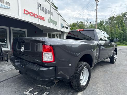 Used 2022 RAM 3500 Tradesman AWD/4WD image 3