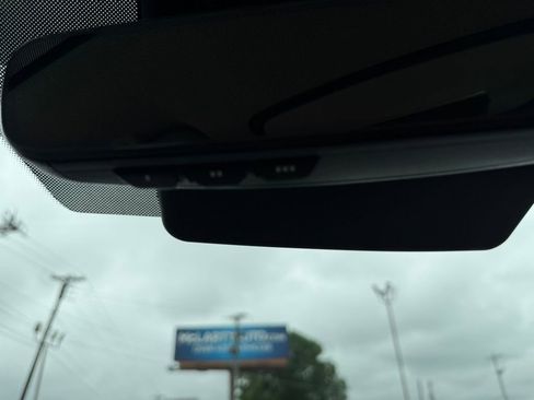 Used 2023 Hyundai Palisade Limited FWD image 21