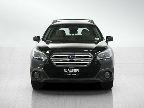 Used 2017 Subaru Outback 2.5i Premium AWD/4WD image 8