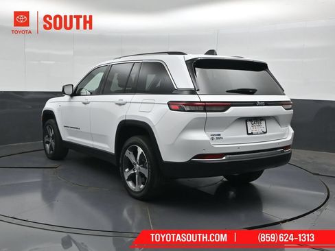 Used 2022 Jeep Grand Cherokee Limited 4xe AWD/4WD image 8