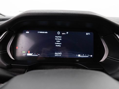 Used 2023 Jeep Grand Cherokee L Limited AWD/4WD image 31