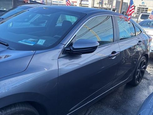 Certified 2019 Honda Civic Sport image 8