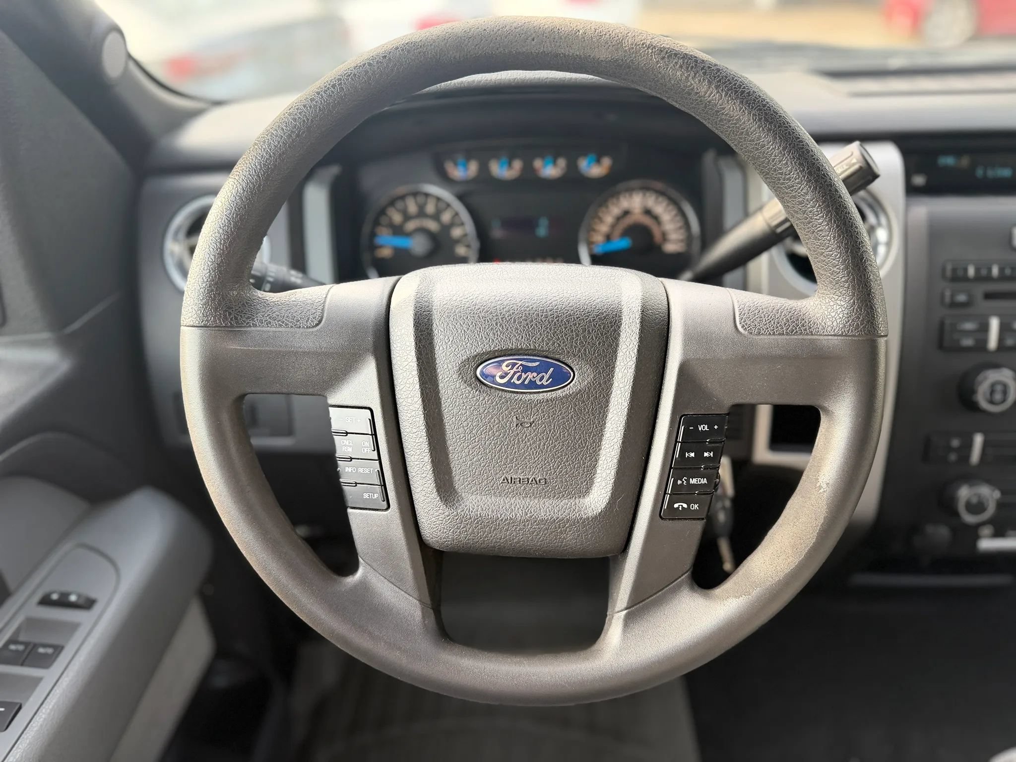 Used 2013 Ford F150 XLT AWD/4WD image 30