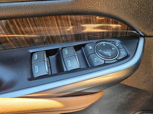 Used 2023 Cadillac XT4 Sport FWD image 31